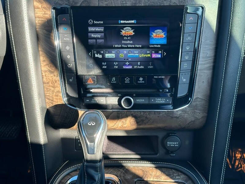 2021 Infiniti QX80 Premium Select