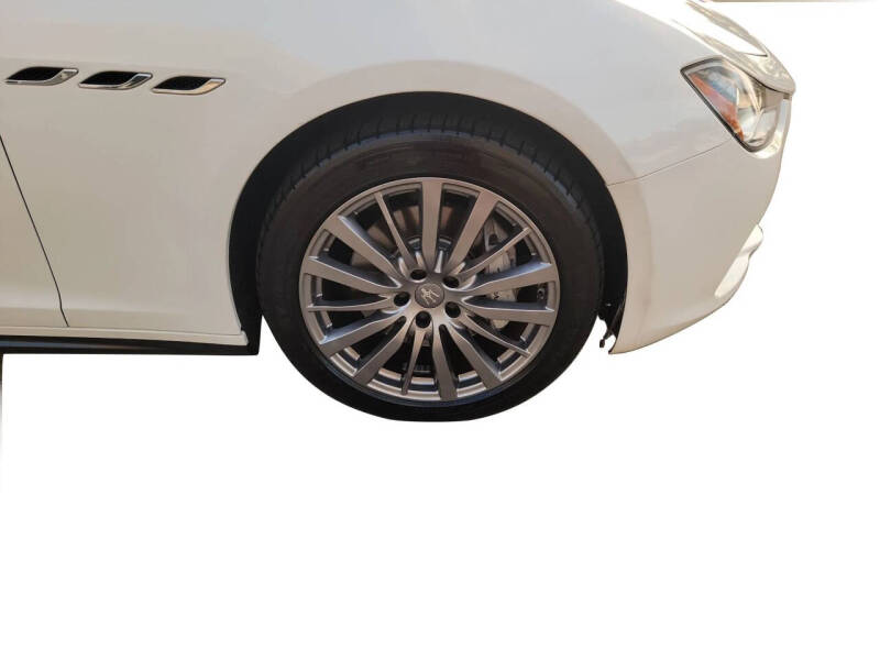 2017 Maserati Ghibli