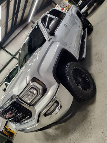 2017 GMC Sierra 1500 SLT