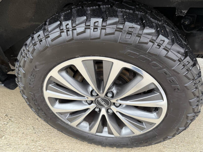 2017 Lincoln Navigator L Select