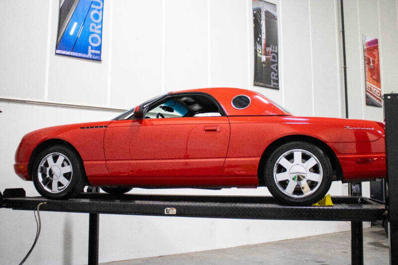 2002 Ford Thunderbird Deluxe