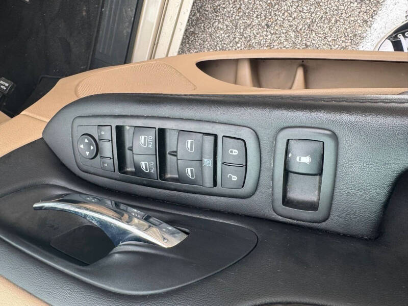 2015 Dodge Grand Caravan American Value Package