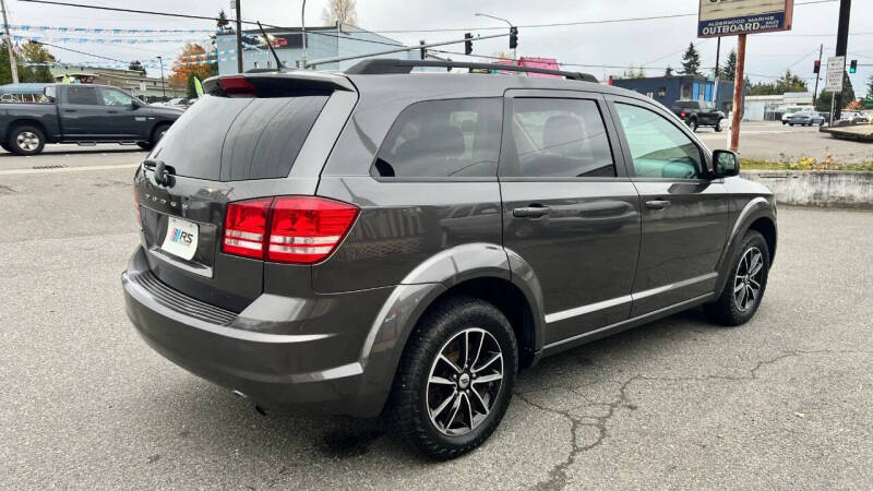 2018 Dodge Journey SE