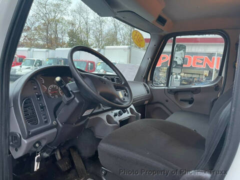 2015 Freightliner M2 106