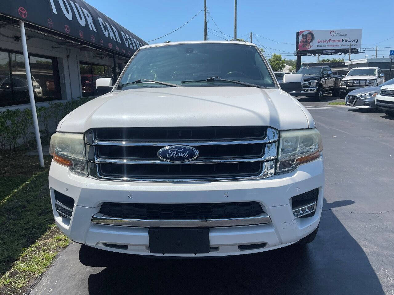 2015 Ford Expedition EL  - $18,900