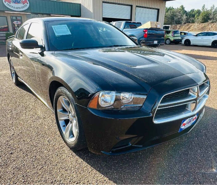2013 Dodge Charger SE's photo