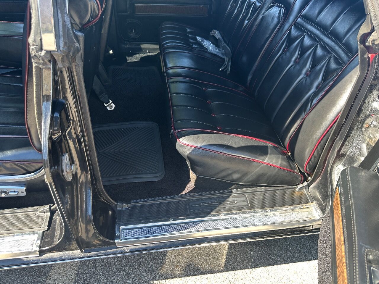1969 Lincoln Continental 44