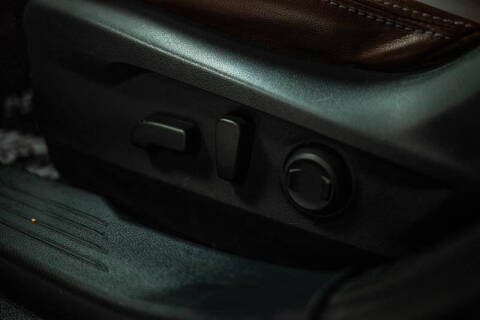 2022 Subaru Outback Touring XT