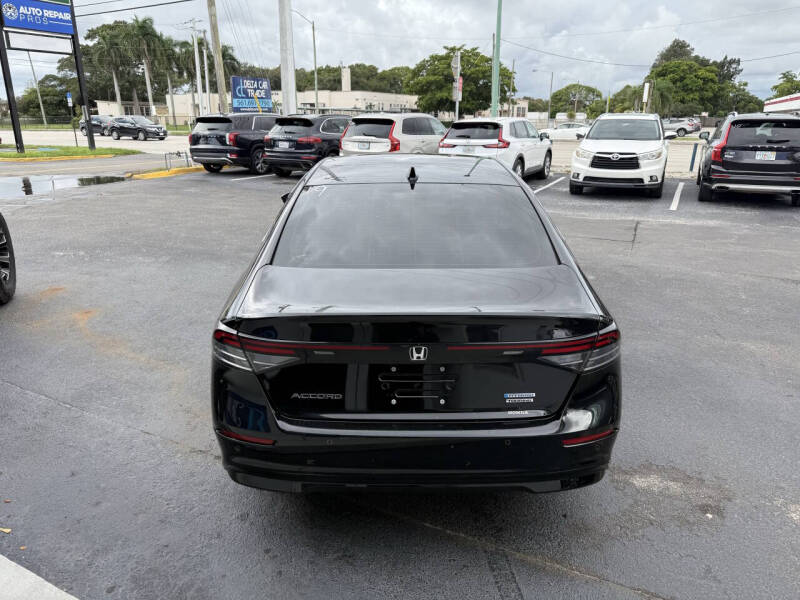 2023 Honda Accord Hybrid Touring