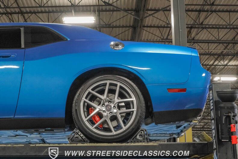 2009 Dodge Challenger SRT8