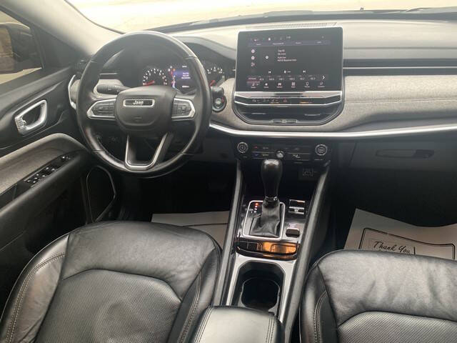 2022 Jeep Compass Latitude Lux