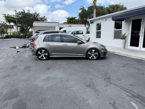 2016 Volkswagen Golf R 4Motion