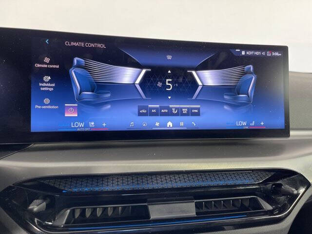 2025 BMW 2 Series 230i xDrive