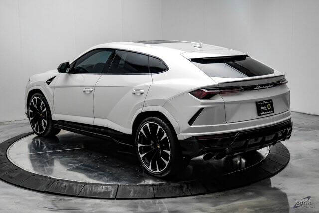 2022 Lamborghini Urus