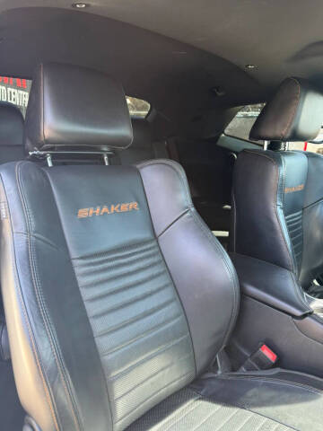 2015 Dodge Challenger R/T Plus Shaker