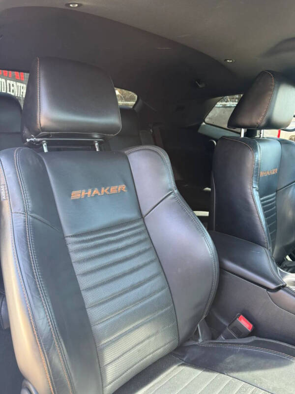 2015 Dodge Challenger R/T Plus Shaker
