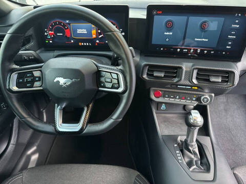 2025 Ford Mustang EcoBoost