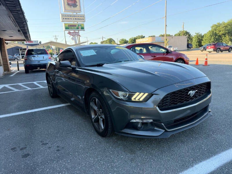 2016 Ford Mustang V6