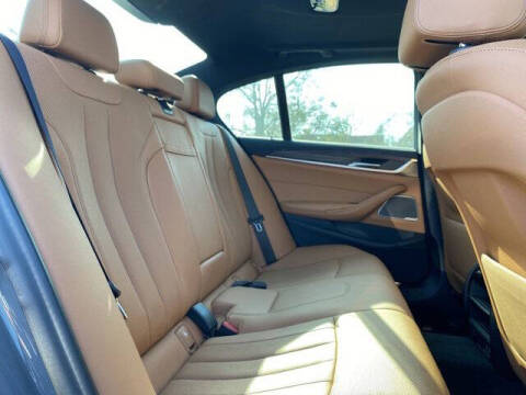 2022 BMW 5 Series 530e