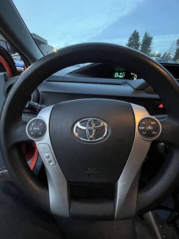 2012 Toyota Prius c Four