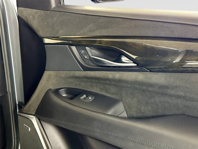 2020 Cadillac Escalade Platinum