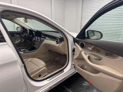 2015 Mercedes-Benz C-Class C 300