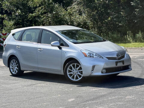 2012 Toyota Prius v Two