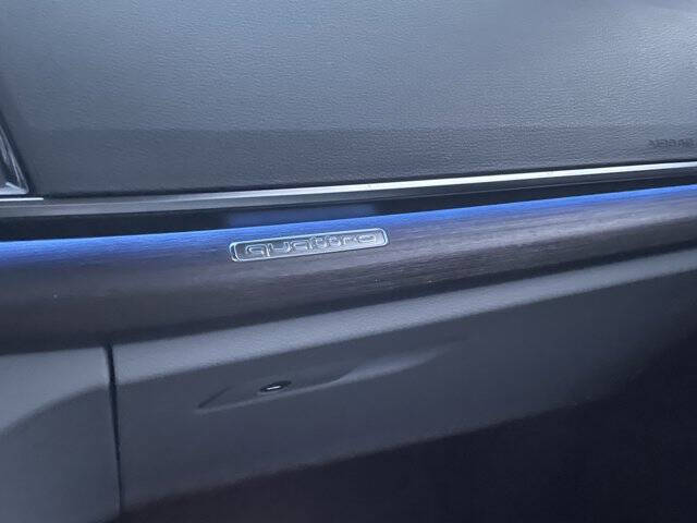 2022 Audi Q5 quattro S line Prestige 45 TFSI