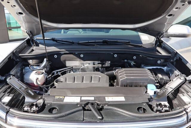 2025 Volkswagen Atlas SE