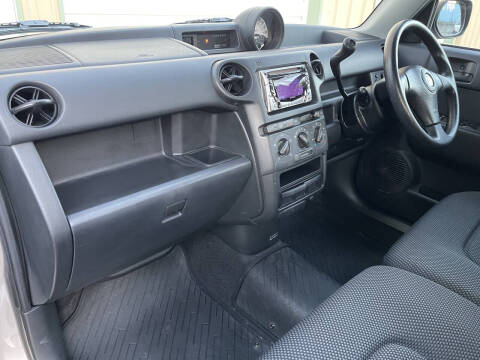 2000 Toyota BB