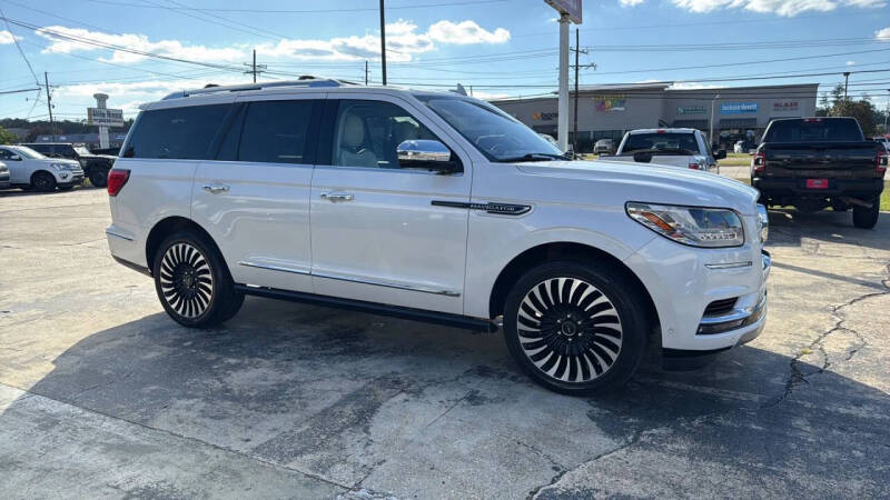 2018 Lincoln Navigator Black Label