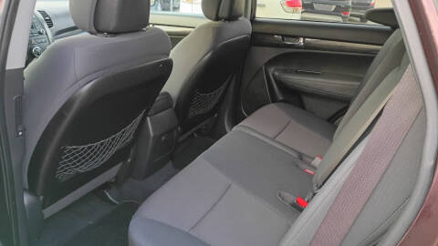 2013 Kia Sorento LX
