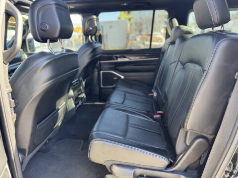 2024 Jeep Wagoneer L