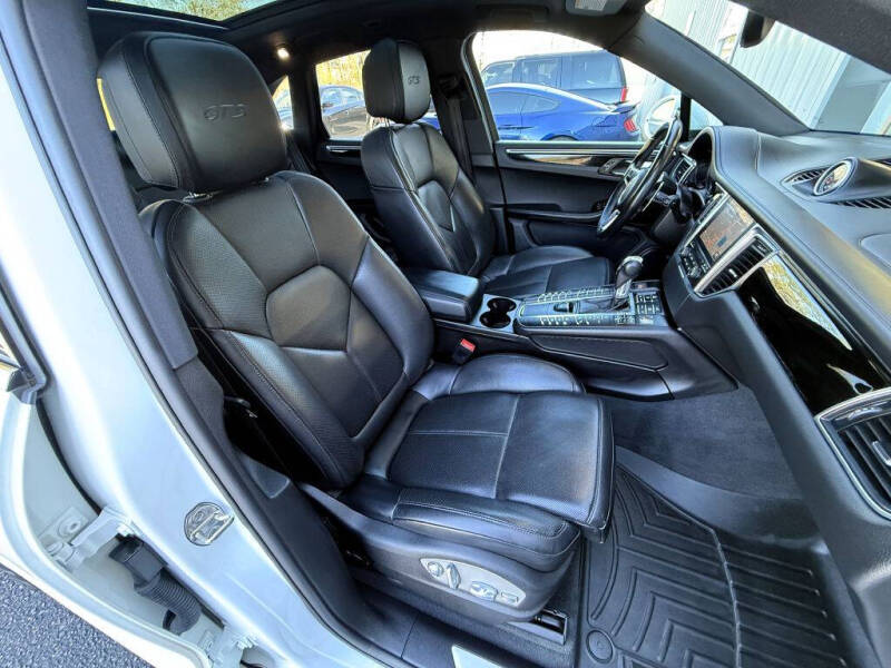 2018 Porsche Macan GTS