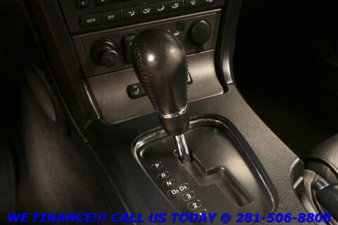 2003 Ford Thunderbird