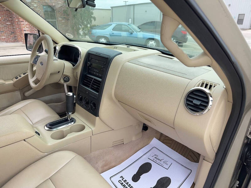 2006 Ford Explorer XLS