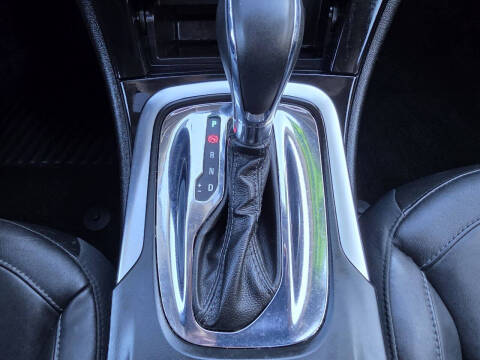 2013 Buick Regal Premium 2