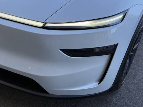 2026 Tesla Model Y Long Range