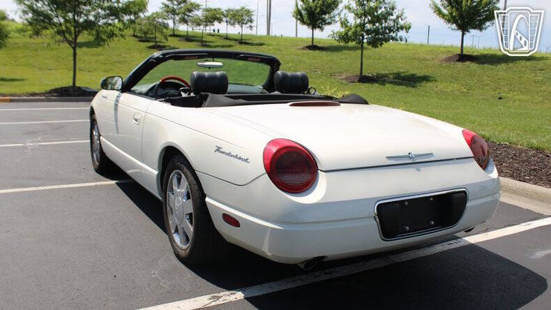 2002 Ford Thunderbird Deluxe