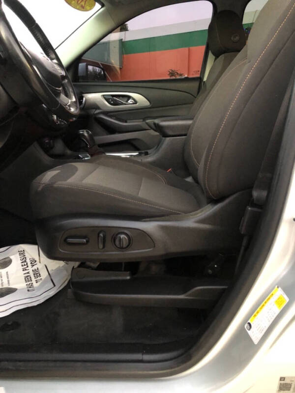 2019 Chevrolet Traverse LT Cloth
