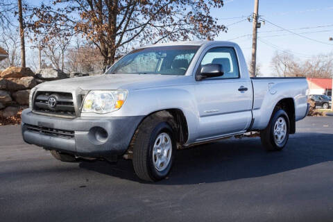 2007 Toyota Tacoma for sale at CROSSROAD MOTORS in Caseyville IL