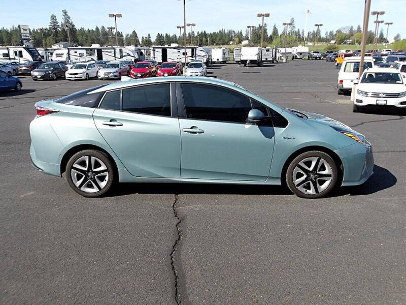 2017 Toyota Prius