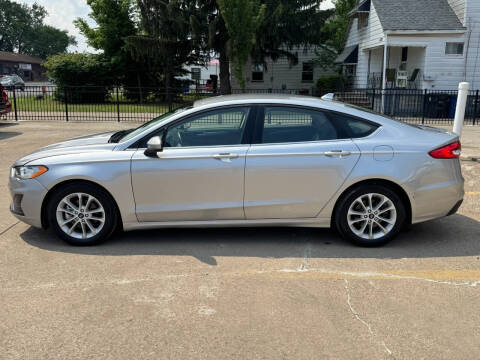 2020 Ford Fusion SE