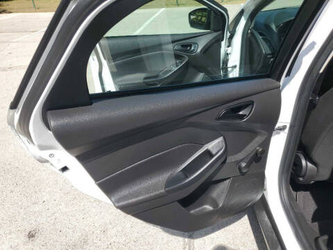 2017 Ford Focus S