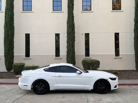2016 Ford Mustang V6
