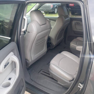 2011 Chevrolet Traverse LT