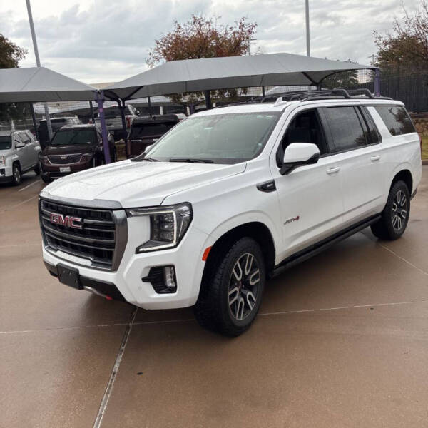 2021 GMC Yukon XL AT4