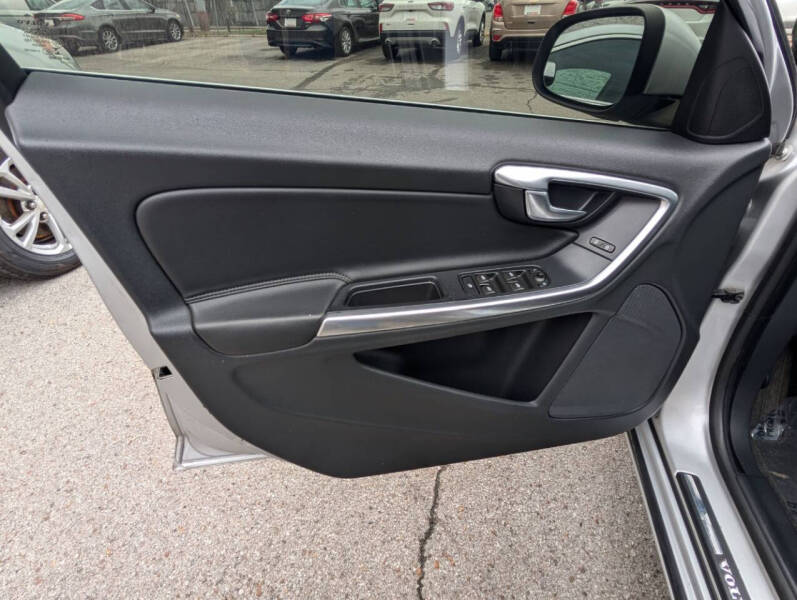 2015 Volvo V60 T5 Drive-E Premier