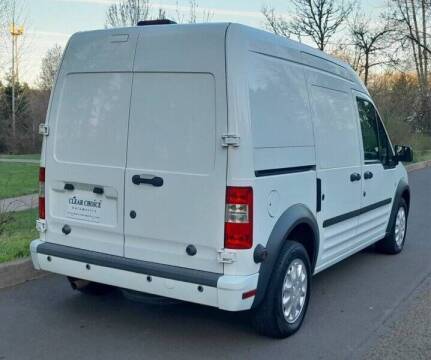2013 Ford Transit Connect for sale at CLEAR CHOICE AUTOMOTIVE in Milwaukie OR