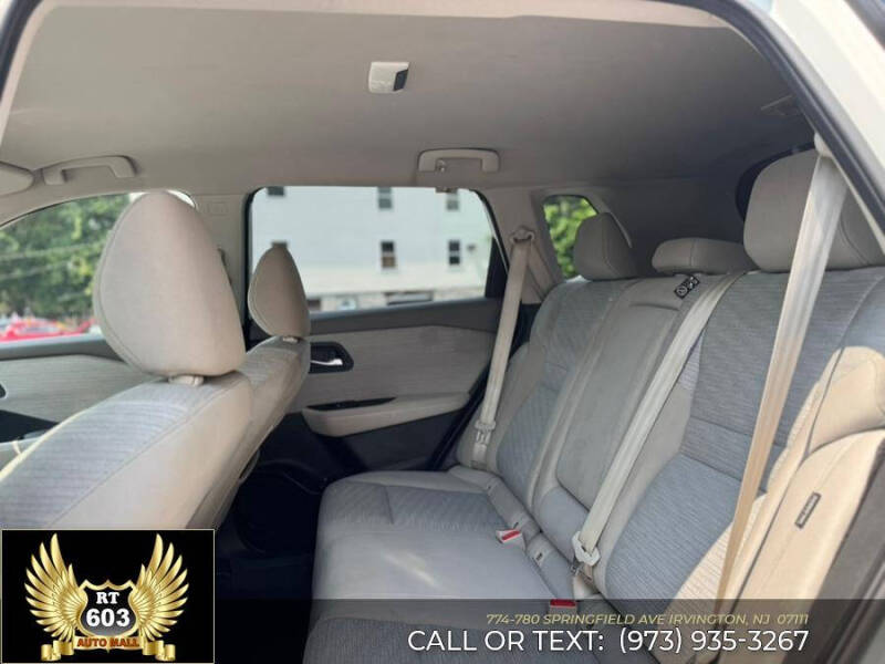 2021 Nissan Rogue SV